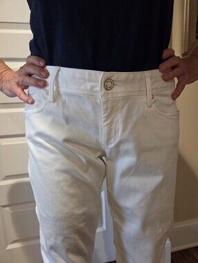 White Mid-Rise Straight Pants